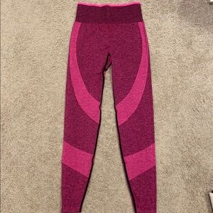 VS Pink Seamless Pink Leggings